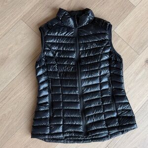 Mountain Hardwear Ghost Whisperer Black Vest